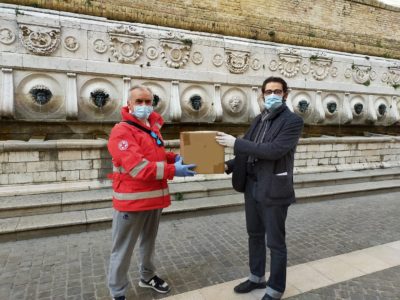 Miniatura per l'articolo intitolato:Donazione di Mascherine alla Croce Rossa Ancona